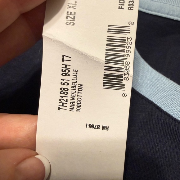 Lacoste Men's Dark Blue T-Shirt with Light Blue Accents - Picture 5 of 7